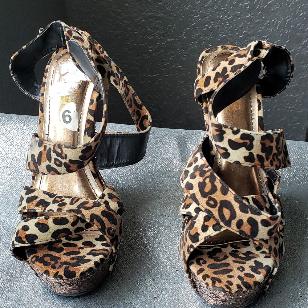 Society 86 heels